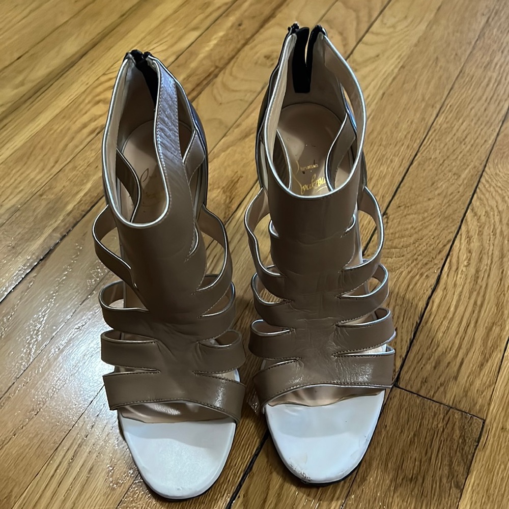 Christian Louboutin Pump (4.5inch)made in italy